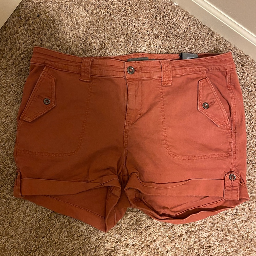 Torrid 3.5 Inch Military Stretch Twill Mid-Rise Short
